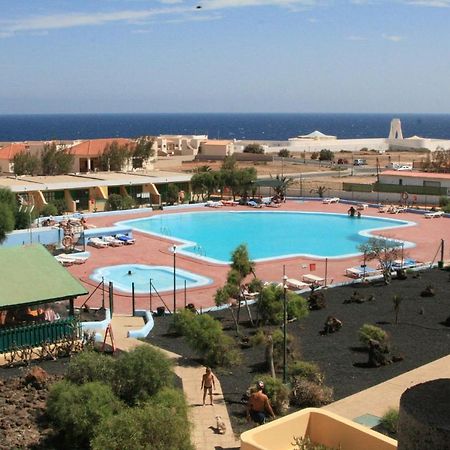 Neu Renoviertes, Huebsches Und Gemuetliches Appartement Mit Balkon Und Meerblick Costa De Antigua Bagian luar foto